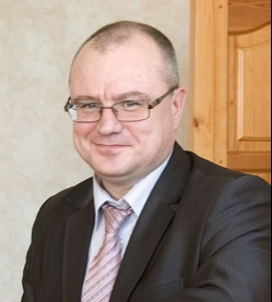 Марков Дмитрий Владимирович, генеральный директор  АО «Государственный научный центр РФ "Троицкий институт инновационных и термоядерных исследований» (ТРИНИТИ), г.Троицк