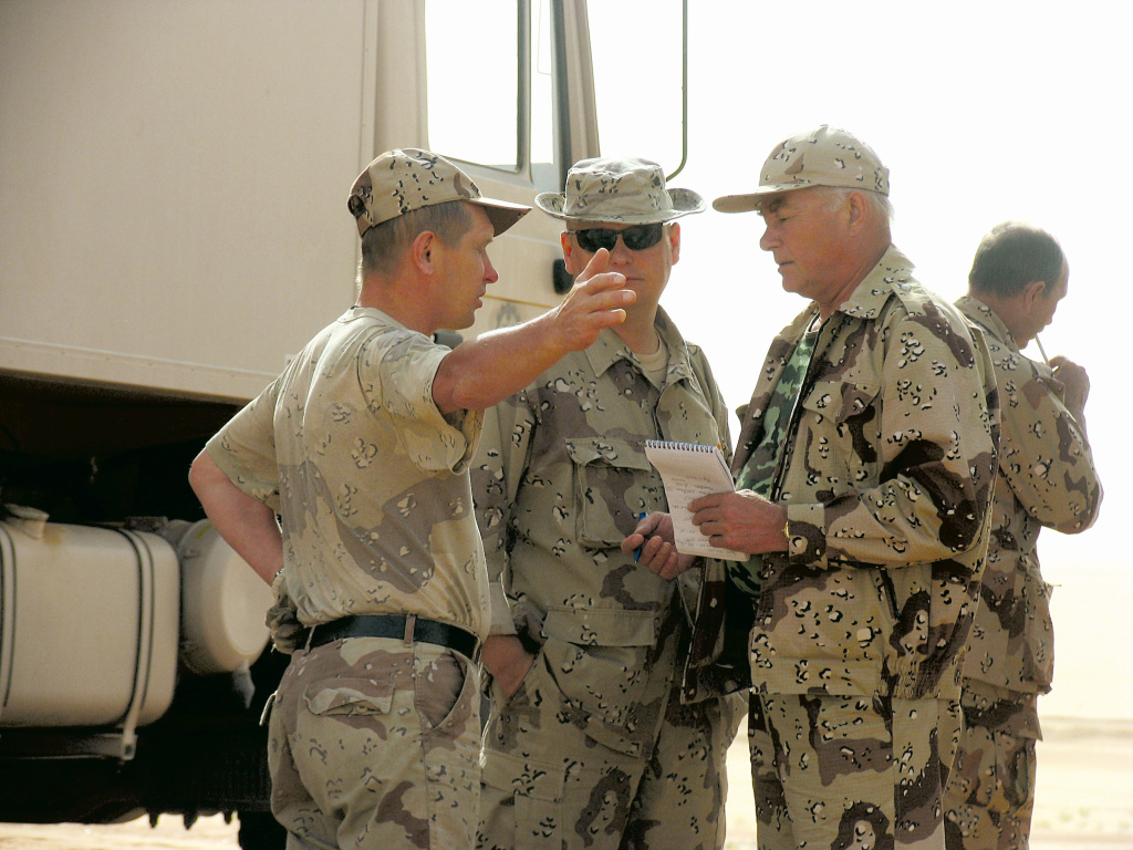 Н.А. Молодняков на показе танка Т-90С в Саудовской Аравии.jpg