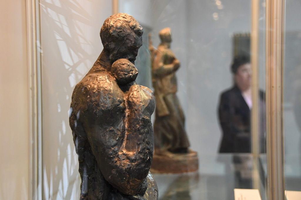 Фото (2).jpg Фото (2).jpg