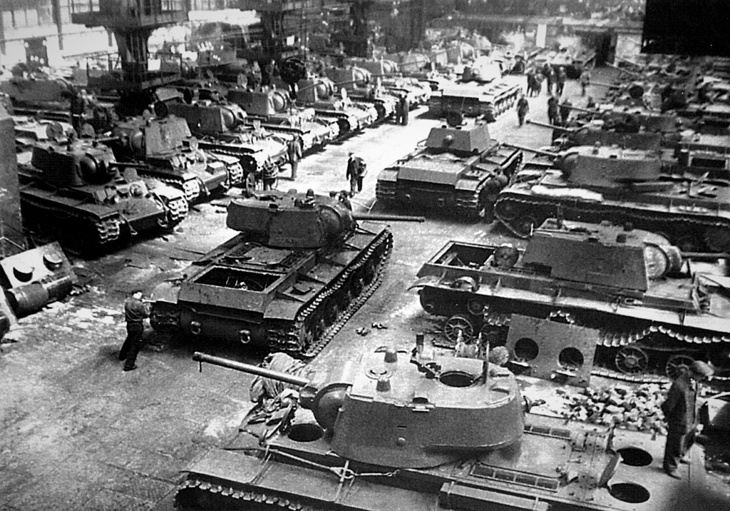 Сборка танков КВ панорама.jpg